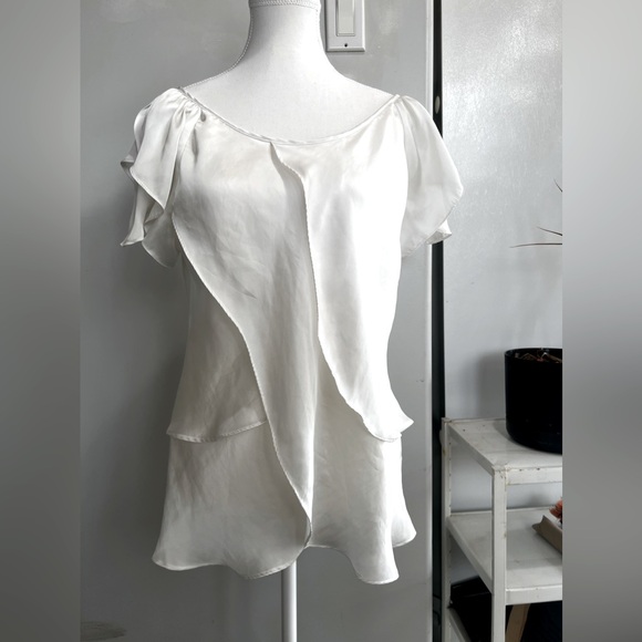 Flowy White Blouse - Picture 1 of 7